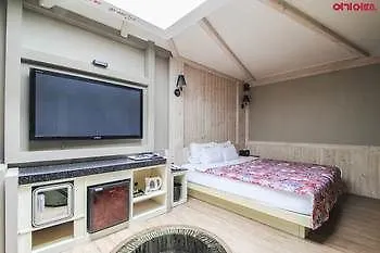 Show Hotel بوسان