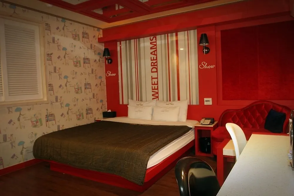 Show Hotel Busan
