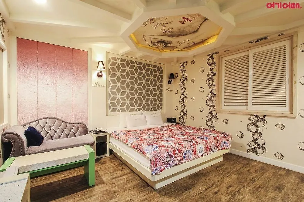 Show Hotel Busan