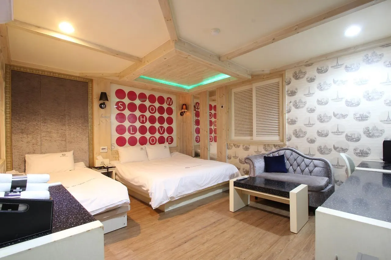 Show Hotel Busan 2*,  South Korea