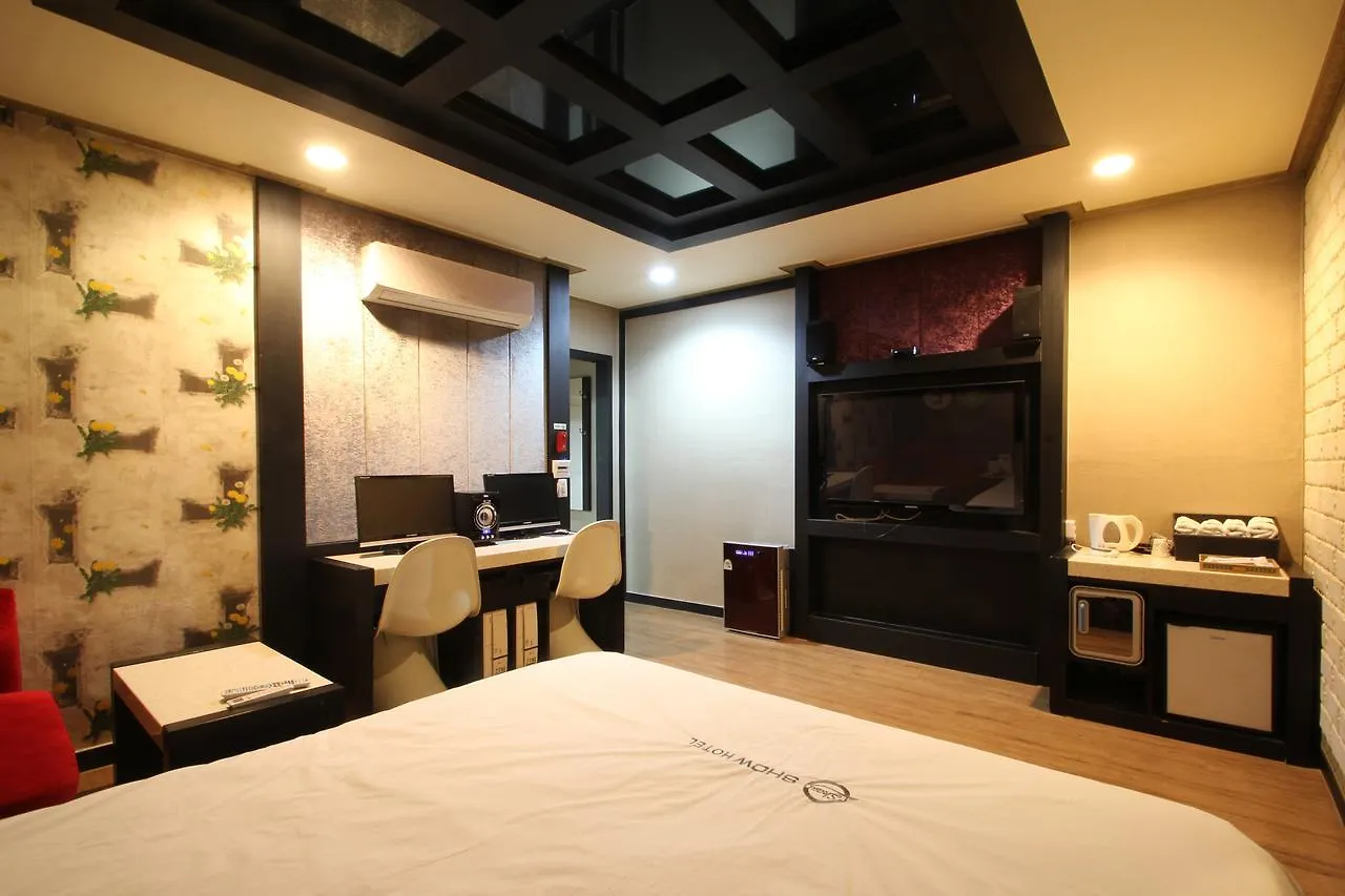 Show Hotel Busan