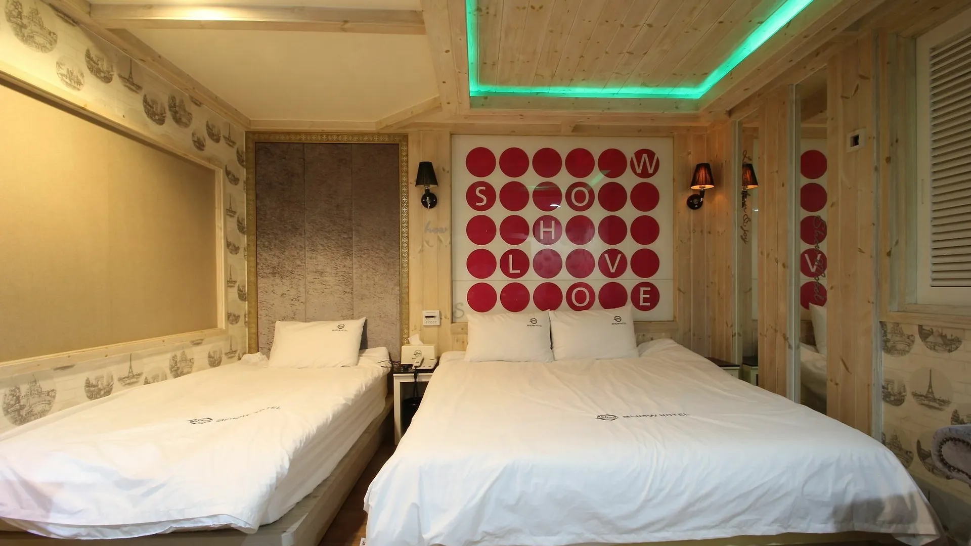 Show Hotel Busan